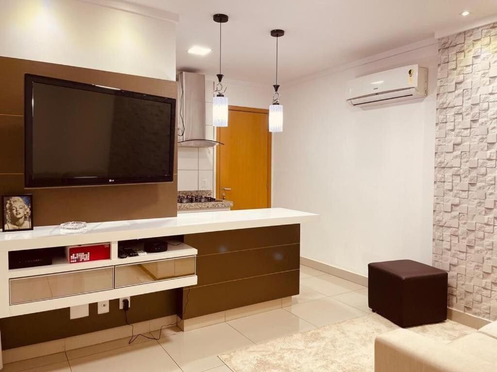 2 Qts.| 4 Hosp. | Ao Lado Do Goiania Shopping Apartment Exterior photo
